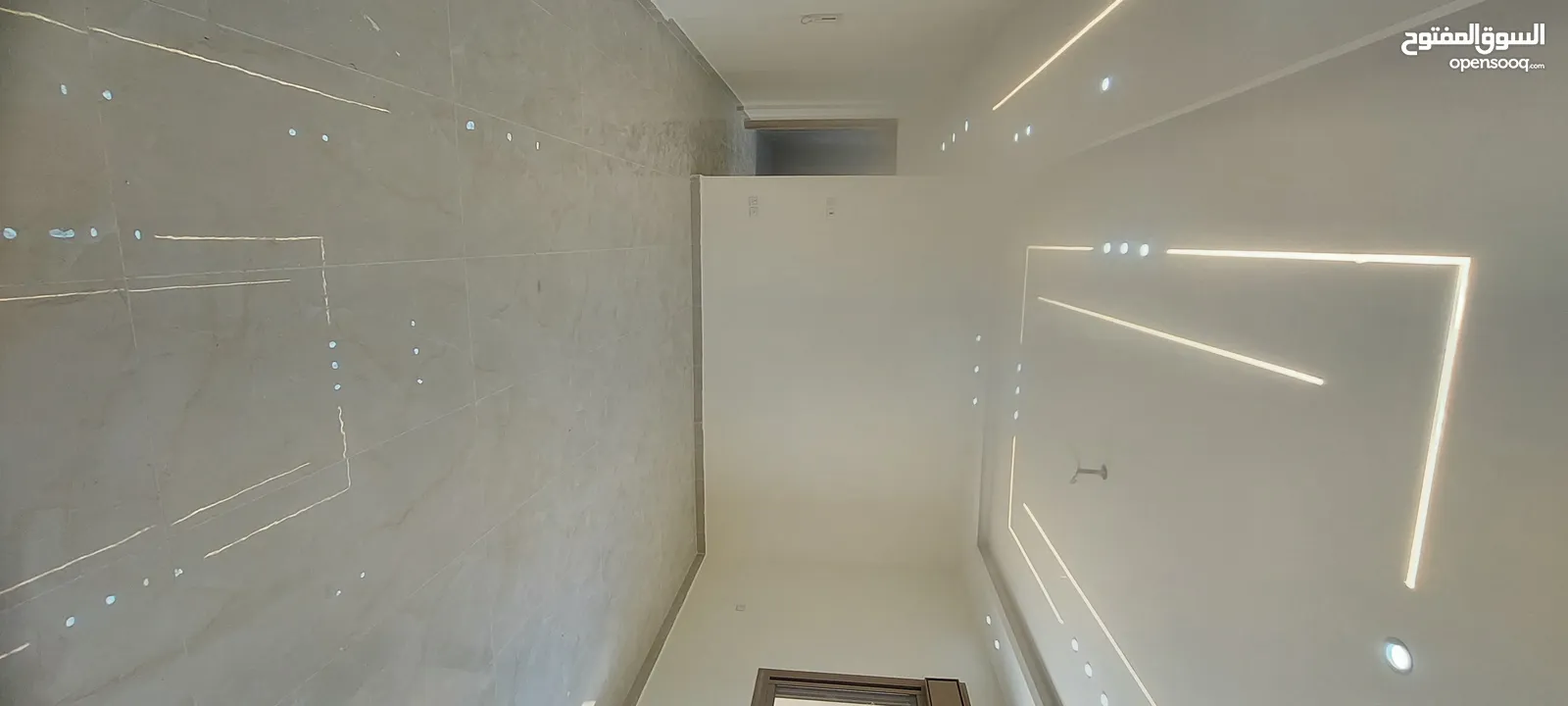 شقة فاخرة للبيع التاسعة اهالي ط1هندسي 91 م اطلالة بحرية دائما