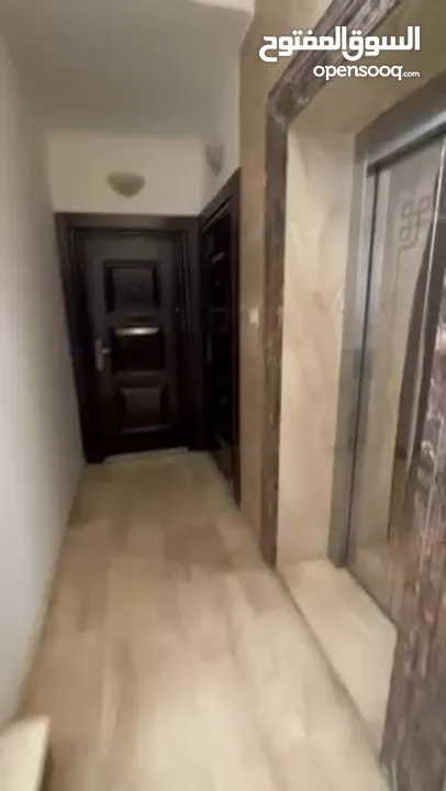 ستوديو راقي قرب صويفية ڤيلج بعمارة عائلات سنوي شهري اسبوعي