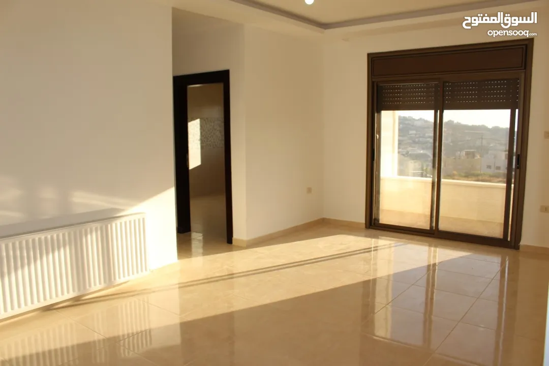 شقة سكنية للبيع في مرج الحمام