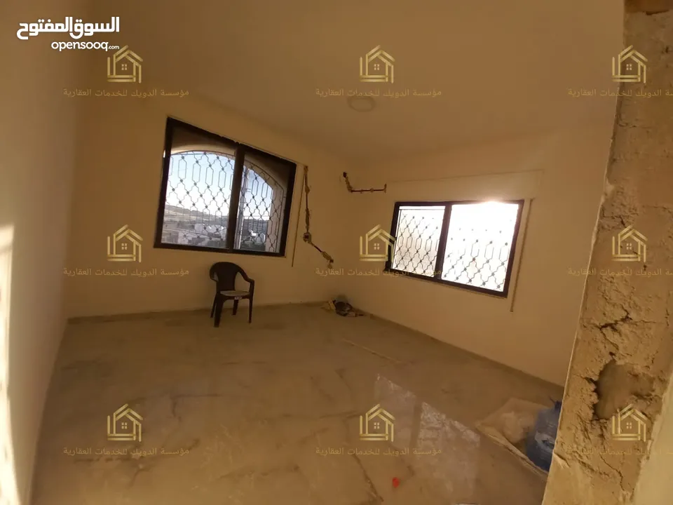 شقة فارغة للايجار في عبدون لم تسكن بعد التجديد