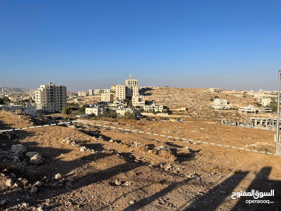 للبيع، قطعة أرض بسعر مناسب، وقريبة جداً من حاجز مازموريا.