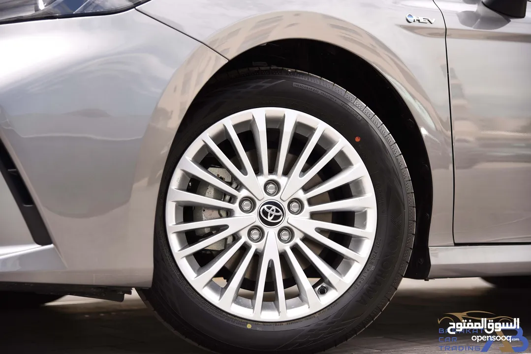 تويوتا كامري هايبرد رمادي 2025 Toyota Camry Hybrid HEV