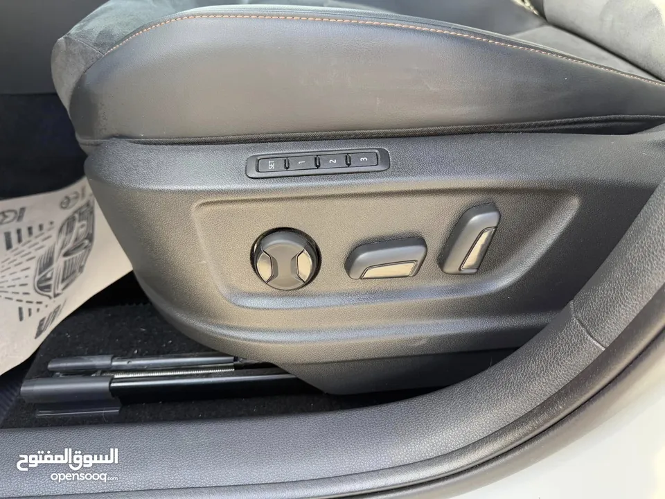 سيات اتيكا CUPRA ترخيص 2022 ماتور 2000 بنزين/اوتوماتيك/300 حصان/دفع 4*4