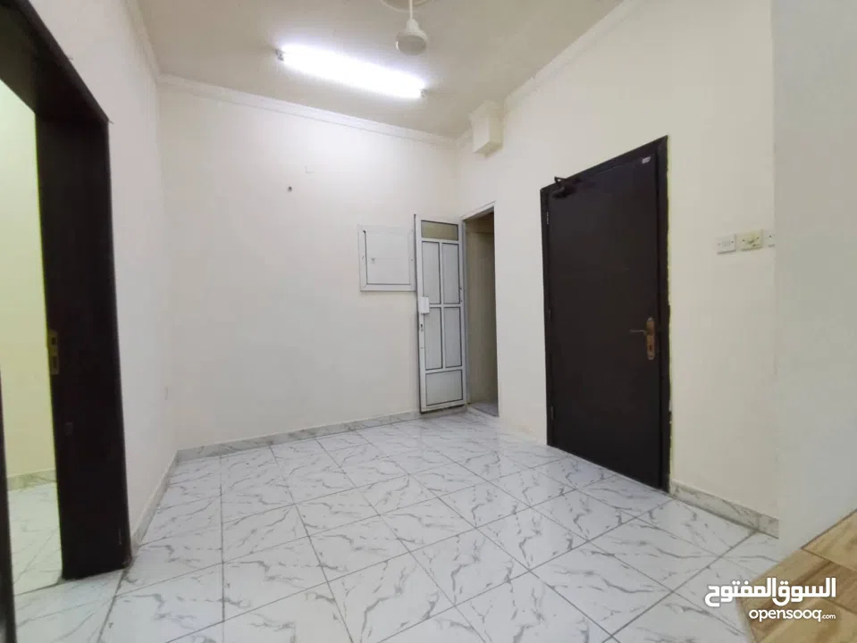 Gudaibiya:- Close to Supreme Broast. 2Bhk Unfurnished Flat on Rent with Acs.