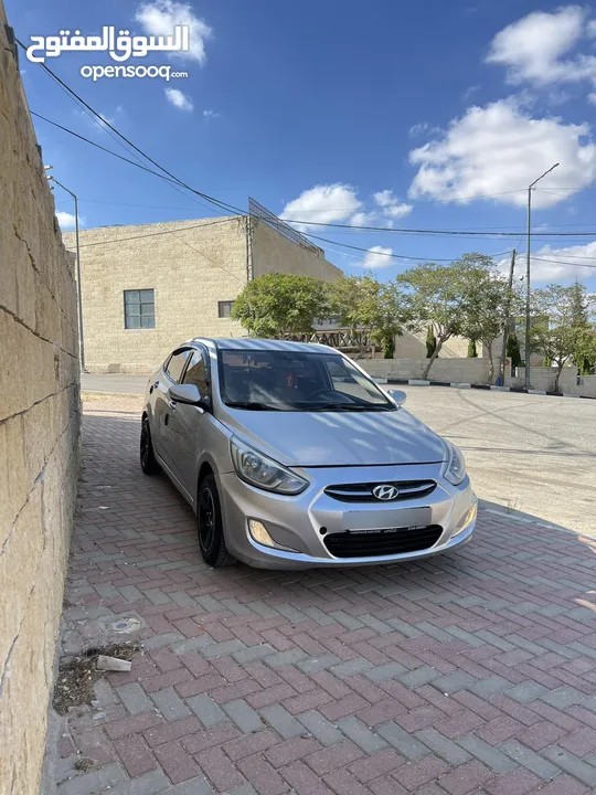 هونداي اكسينت.