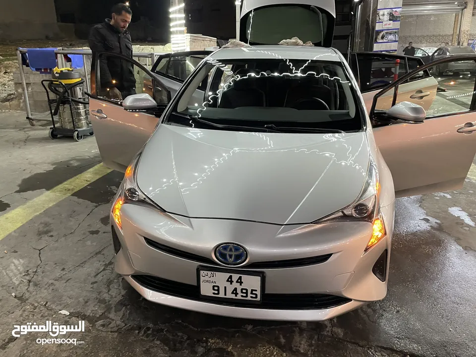 تويوتا بريوس -ليثيوم -Toyota Prius 2017 / 2017