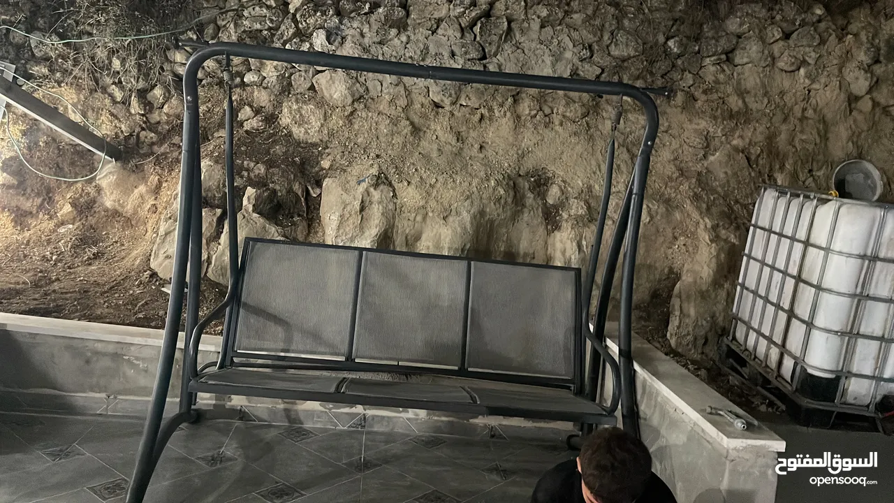 كوخ للبيع بسعر جيد