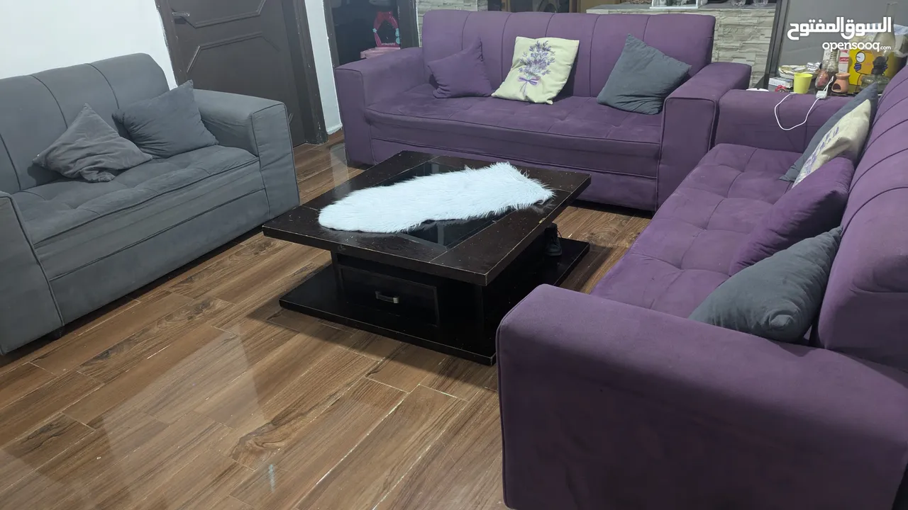 طقم كنب بحالة جيدة