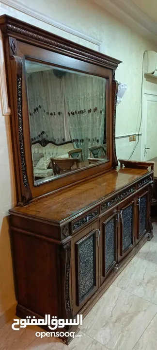 طاوله سفره + بيرو