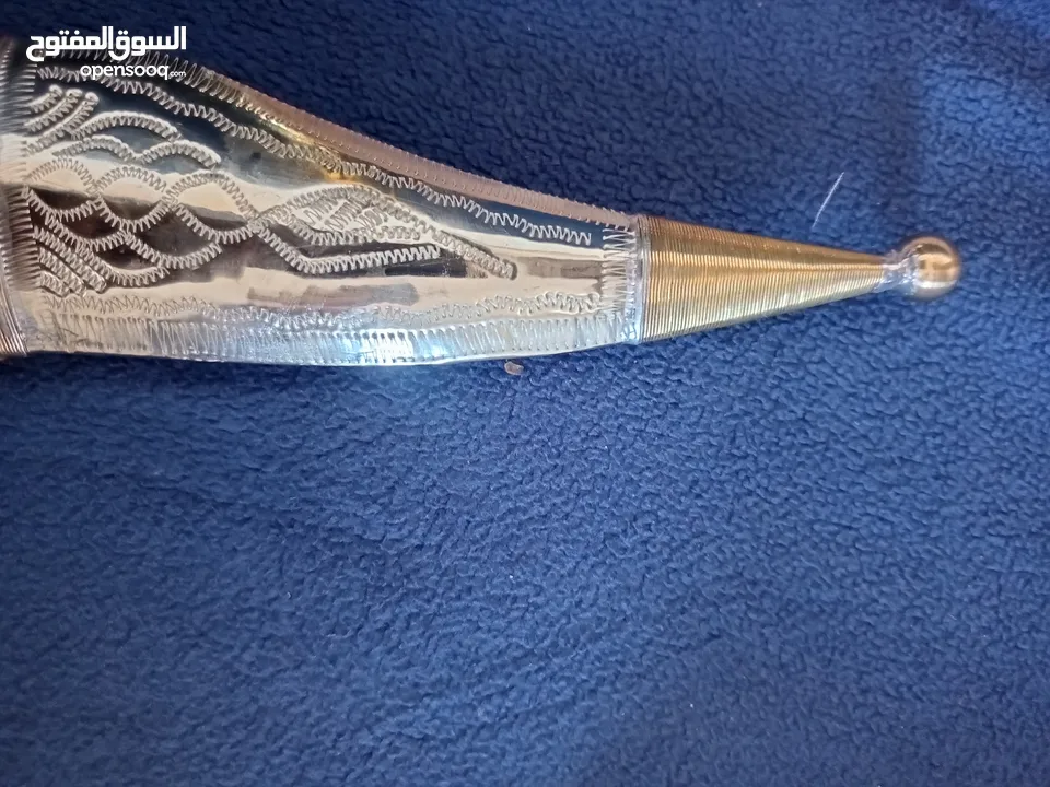 خناجر فريده مشغوله يدويا عاج مطعم فضة وفولاذ الله يبارك