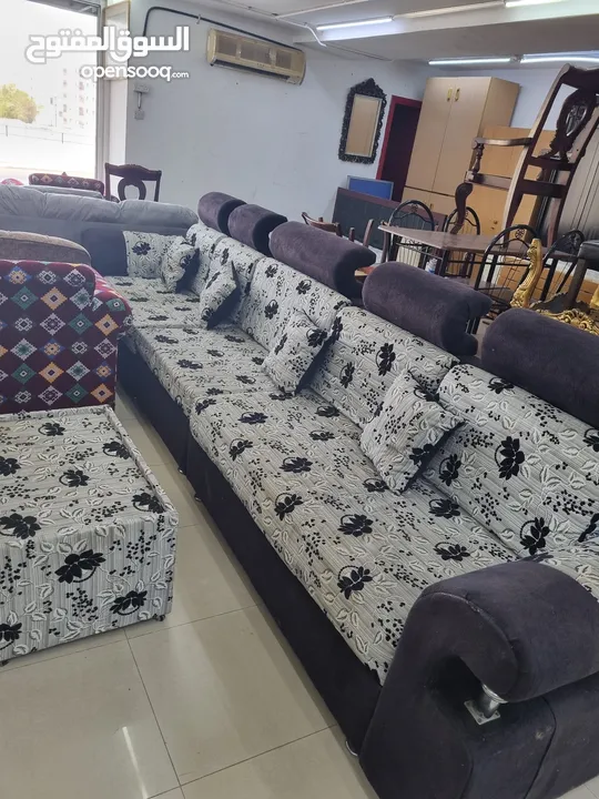 NEW CONDITION 7 SEATER SOFA WITH TABLE FOR SALE. URGENT SALE