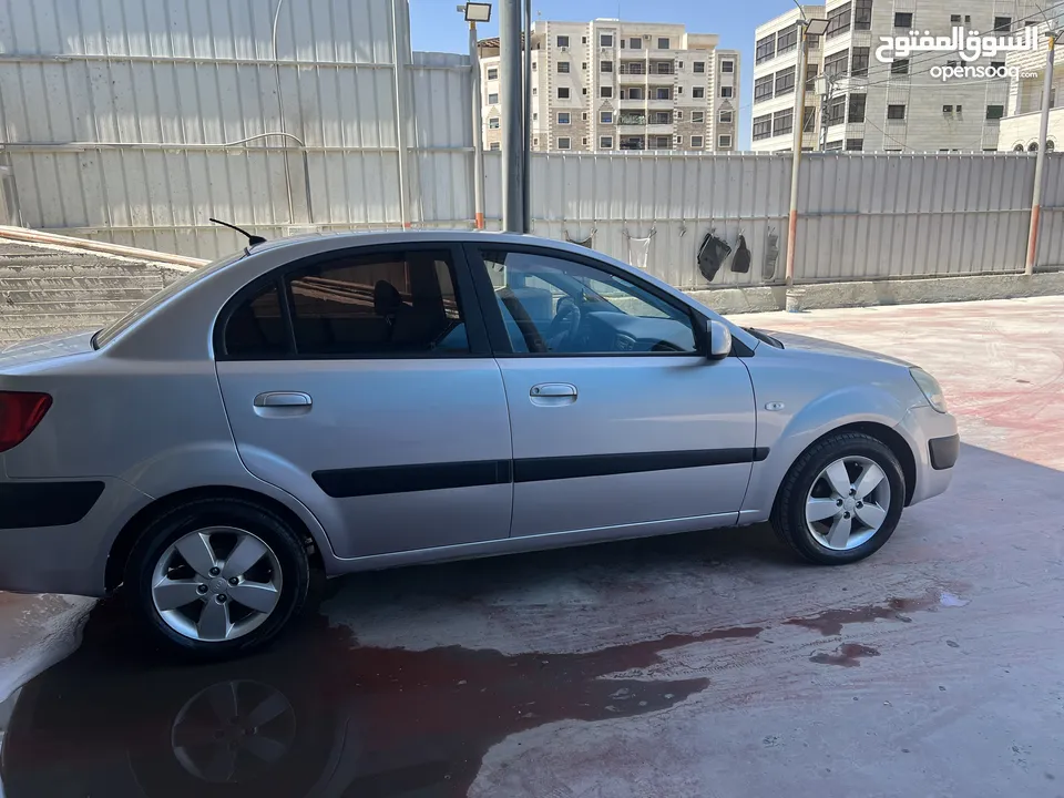 كيا برايد جولد 2009