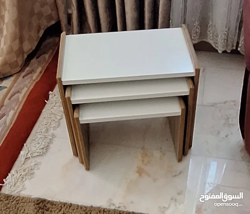 طاوله غرفه جلوس مع طاولة تلفزيون عدد 2