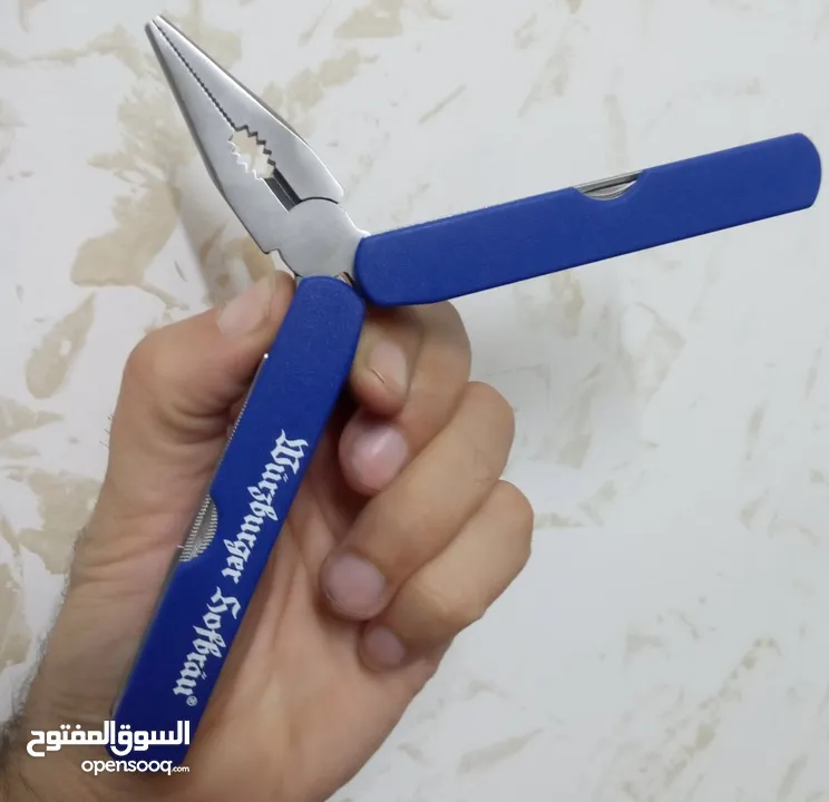معدات وعدد