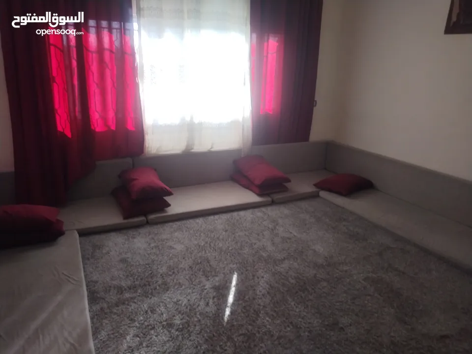 جلسه عربيه البيع بسعر مناسب