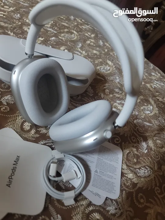سماعات رأس  air pods max