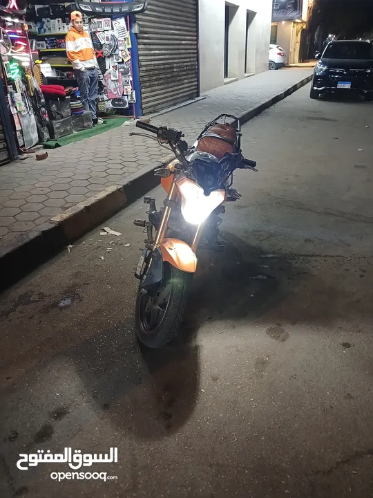 موتسكل بينلي صنع إيطالي فابريكه كاوتش وبطاريه بحاله جيده والتجربه خير دليل رخصه حتى اكتوبر 2026
