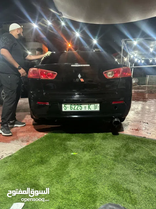 ماتسوبيشي لانسر 2012