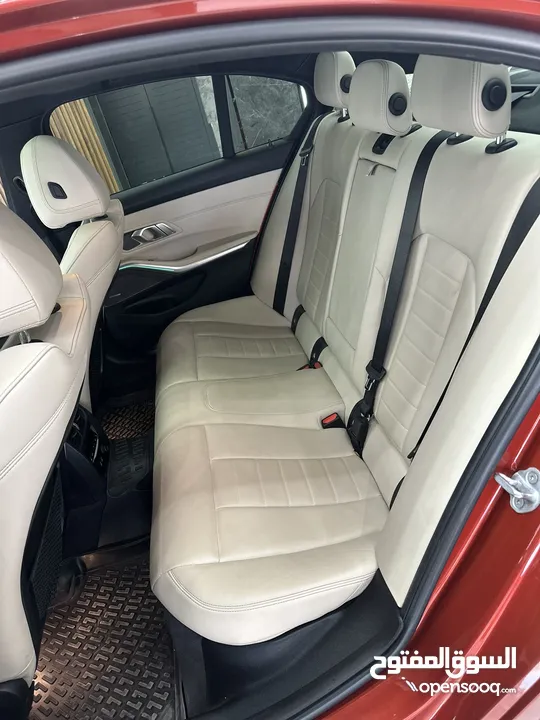 BMW330e فل