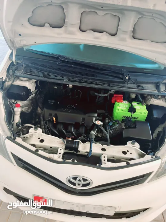 Toyota Yaris 2012