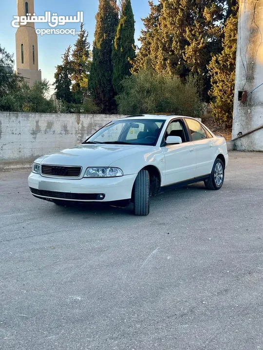 آودي A4 موديل 2000 ماتور 1800 بنزين للبيع السعر 24000