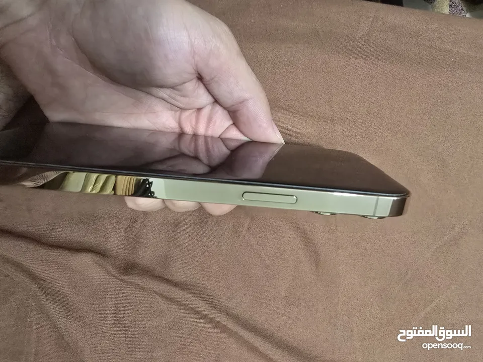 ايفون  13  برو ماكس  بحالة ممتازه
