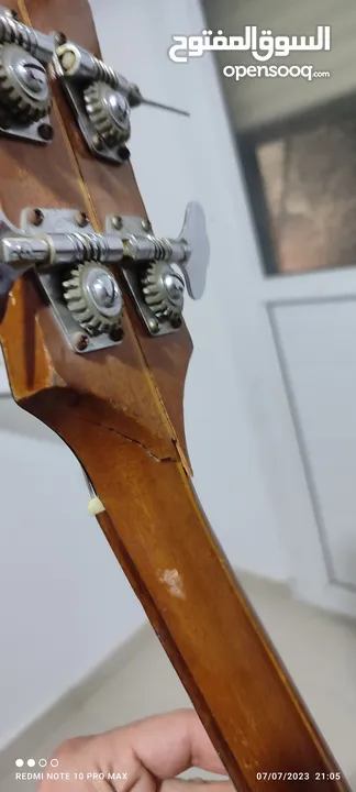 fixing any stringed instrument Ntune luthier and tech services