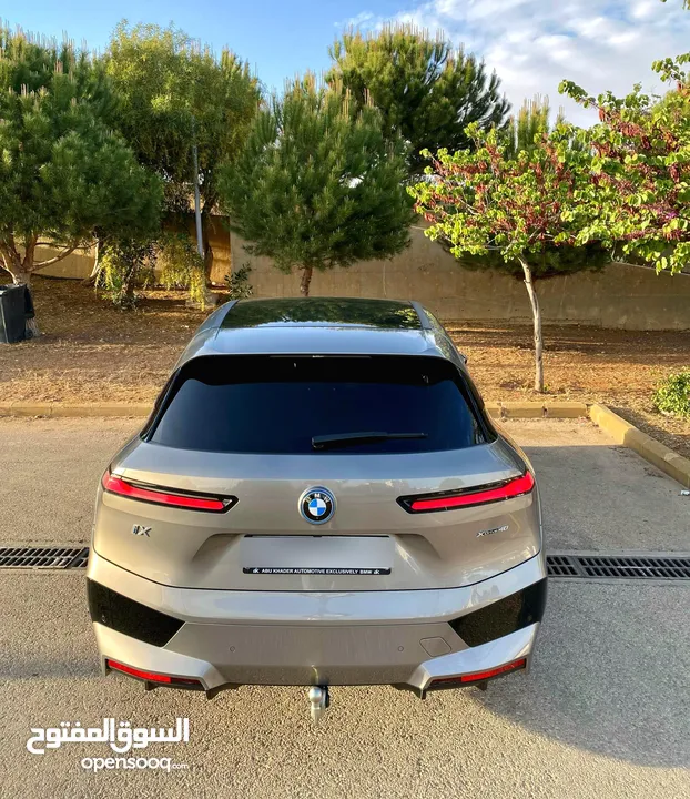 2023 BMW IX XDRIVE 40 AWD FULL ELECTRIC  BMW IX 40 كهربائي بالكامل وارد الشركة فحص كامل  شبه جديده