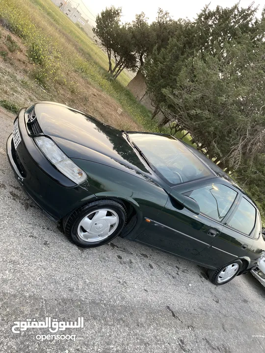 Opel  Vectra 1998 مميزة جدا بحالة الشركة