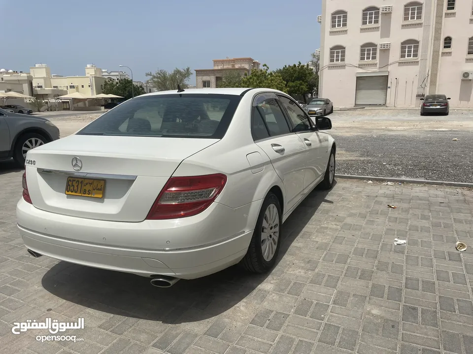 Mercedes Benz C250 model 2008 urgent sell