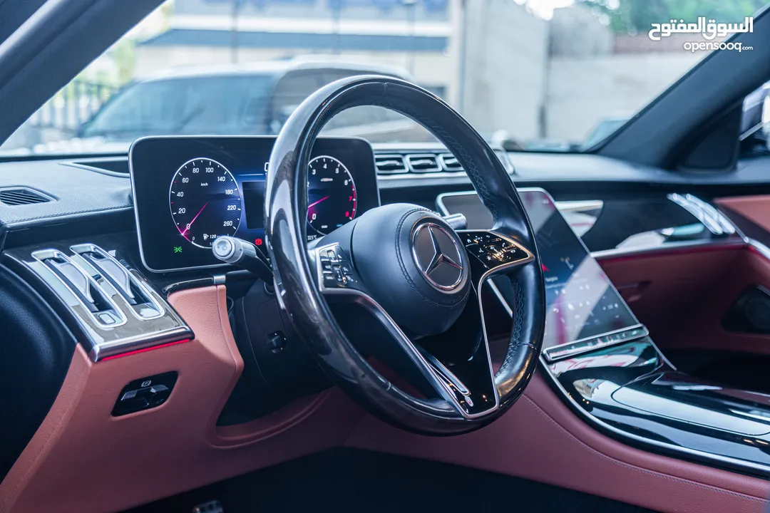 Mercedes S450 2022 Amg kit Mild hybrid 4matic    السيارة وارد الشركة و قطعت مسافة 64,000 كيلو