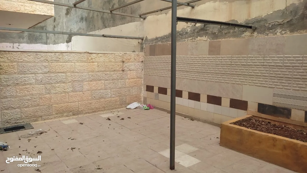 إعلان شقة للبيع في رام الله