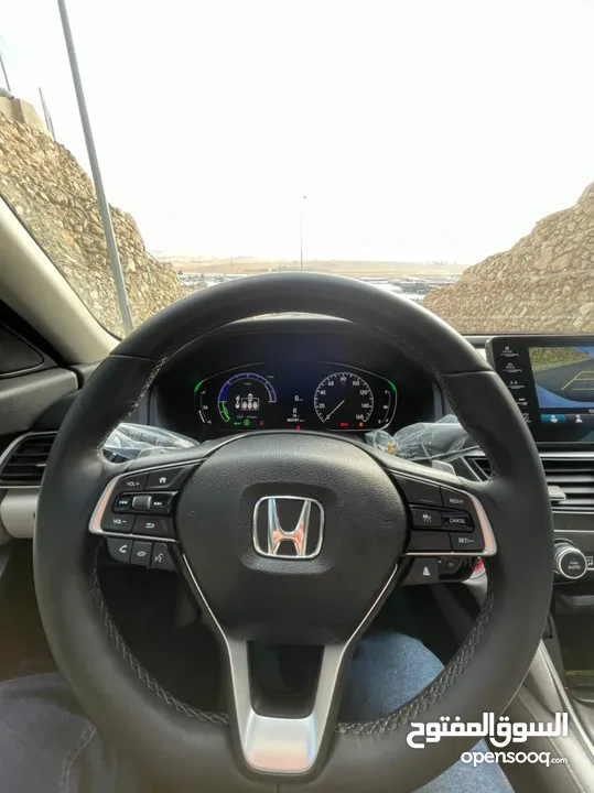 هوندا اكورد  كرت ابيض  مواصفات تورنغ 2021 - Honda Accord 2021