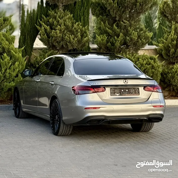 ‏Mercedes - Benz e300