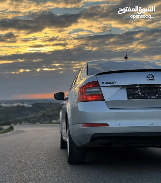 سكودا اوكتافيا 2016 اوتومات ديزل بوضع الشركة السيارة