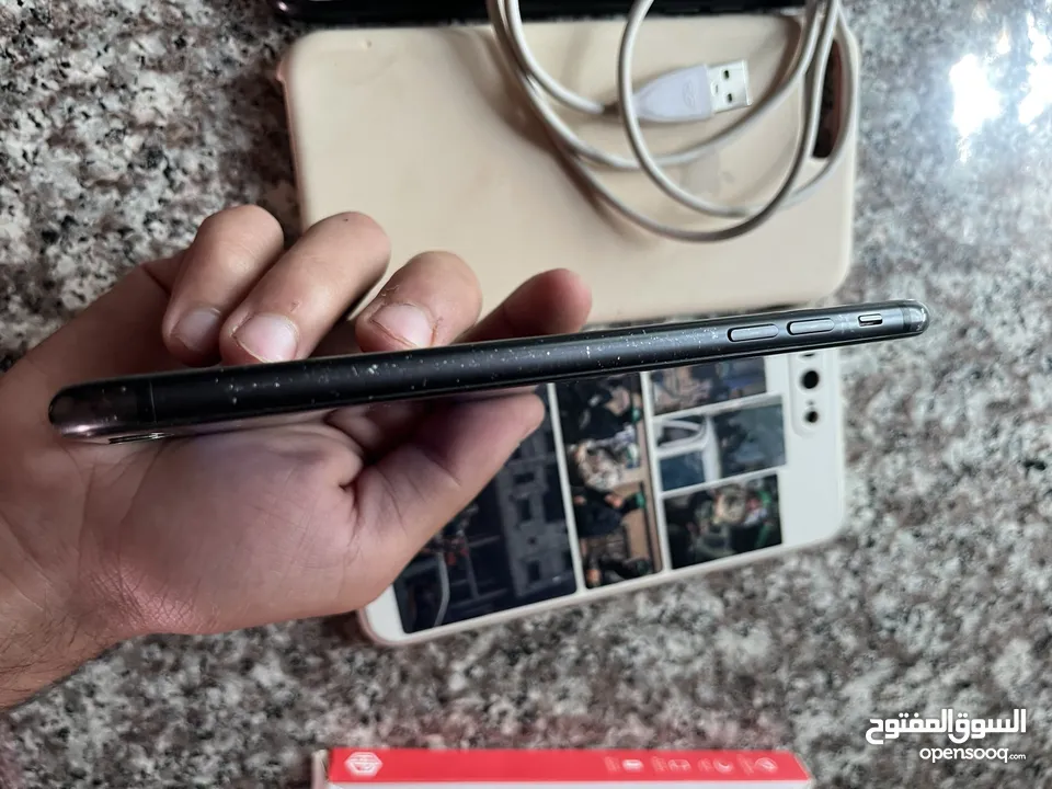 iphone 8+  ايفون 8 بلس