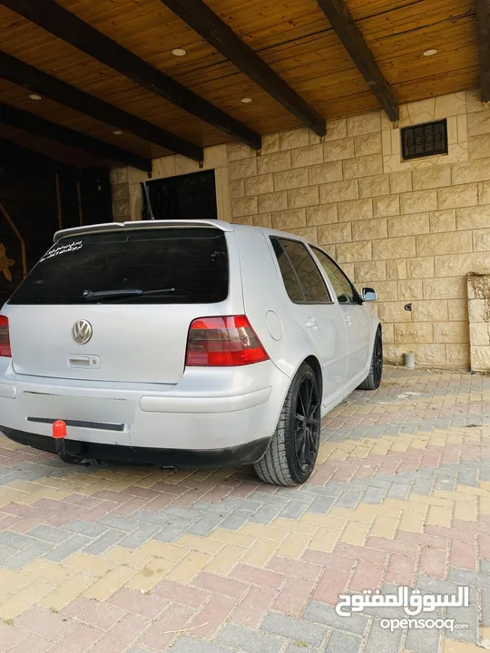 فولكسفاجن جولف mk4. 2002