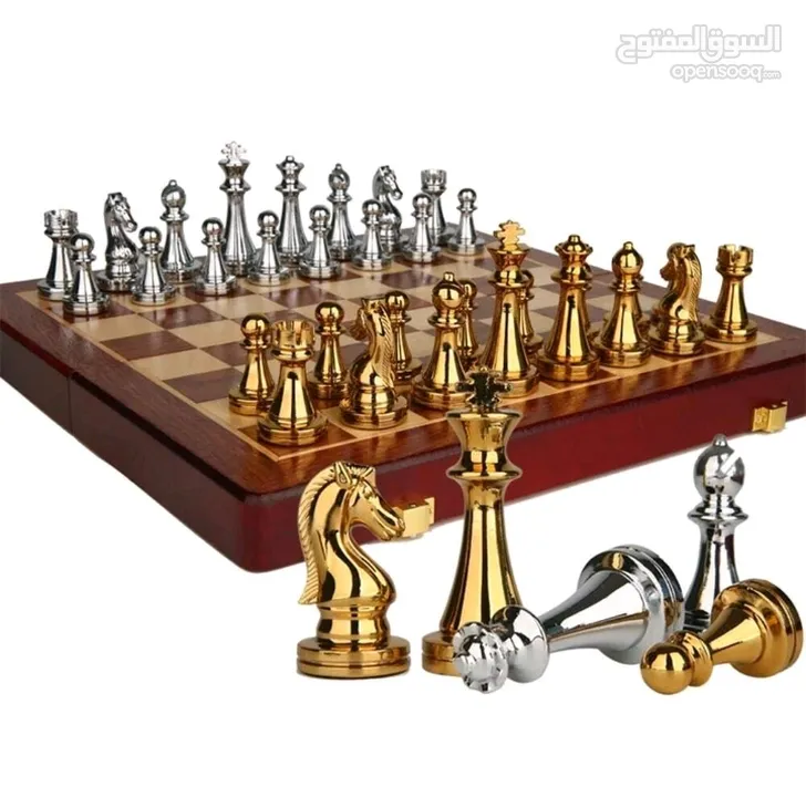 مجموعة شطرنج معدنية