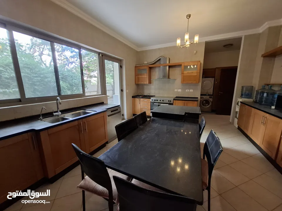 شقة شبه مفروشة للإيجار  ( Property 42944 )-174869814