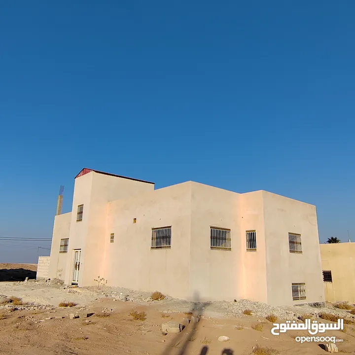 اعلان بيت طابقين للبيع حي نواره الجنوبي(حي كثلوم) بالقرب من مستشفى ساره