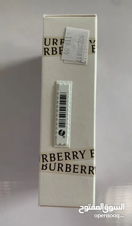 عطر burberry her  لسا مغلف  ما فتحته  سعه 100 مل  