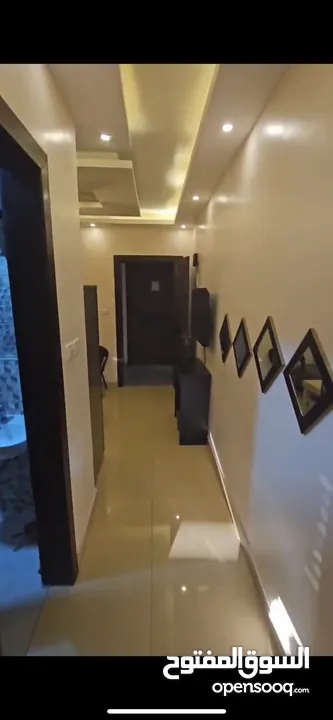 ستوديوهات للأيجار اليومي الكبلز ممنوع الرجاء عدم الاحراج