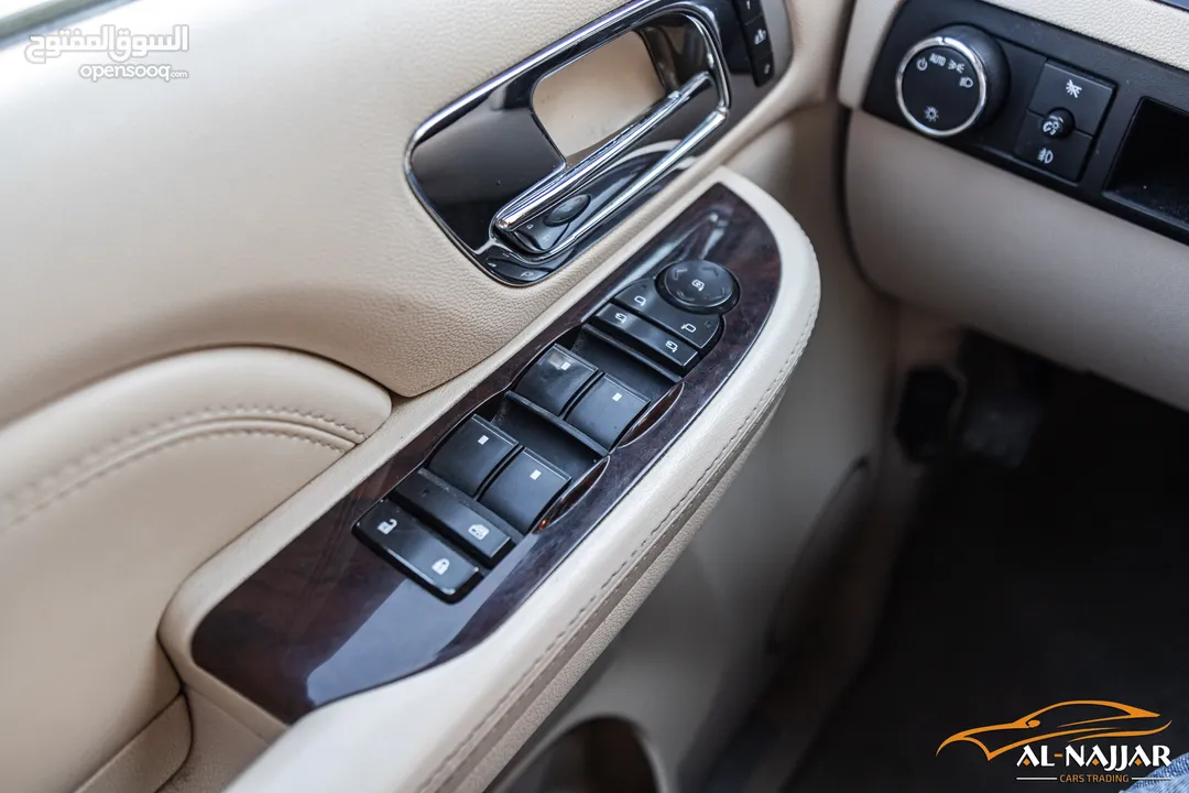 Cadillac Escalade 2008   السيارة مميزة جدا و قطعت مسافة 179,000 كيلو متر فقط