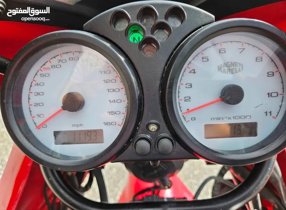 2005 Ducati Super Sport 800 with only 17k Kms 2005 Ducati Super Sport 800 بمسافة 11 ألف ميل فقط!