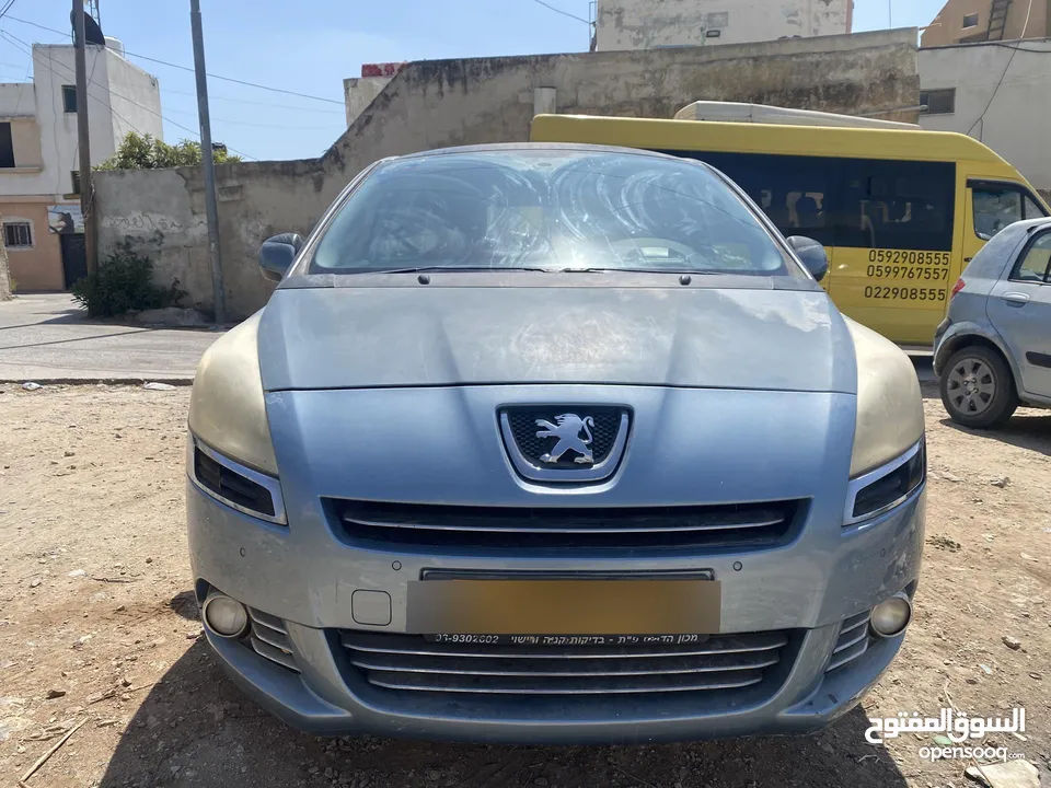بيجو 5008 موديل 2013