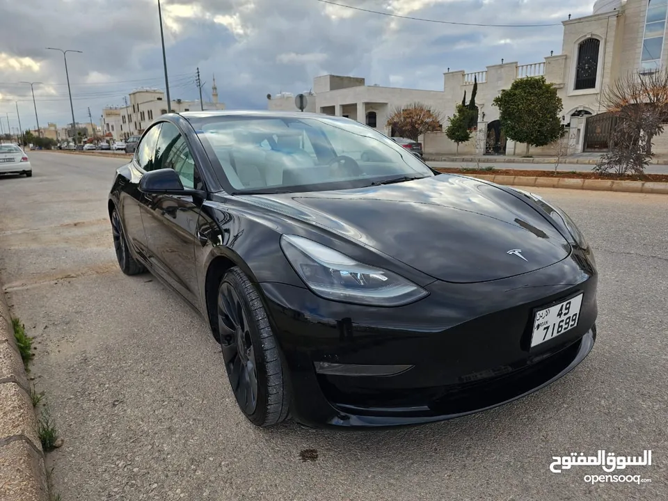 تسلا موديل 3 بيرفورمنس 2023