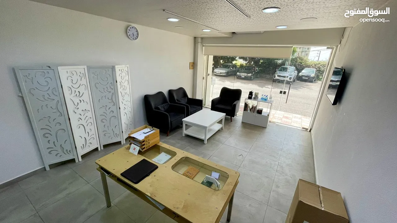 Medical Clinic - Cabinet - Office - in ADONIS - FOR RENT Furnished