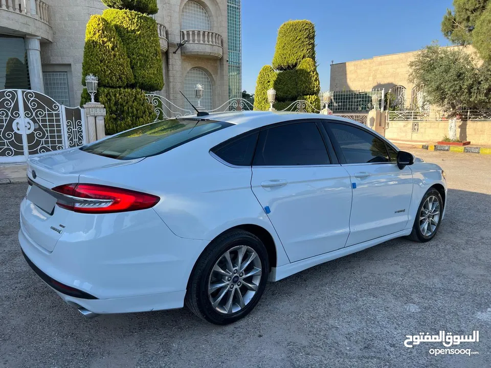 فورد فيوجن 2017 SE بحالة ممتازة جداً للبيع