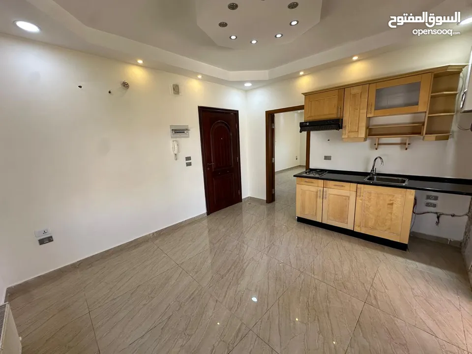 شقة غير مفروشة للايجار في عبدون  ( Property 38106 ) سنوي فقط