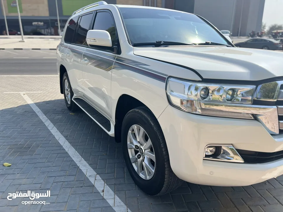 Toyota Land Cruiser EXR V6